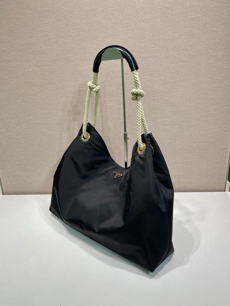 Pra*a tote bags